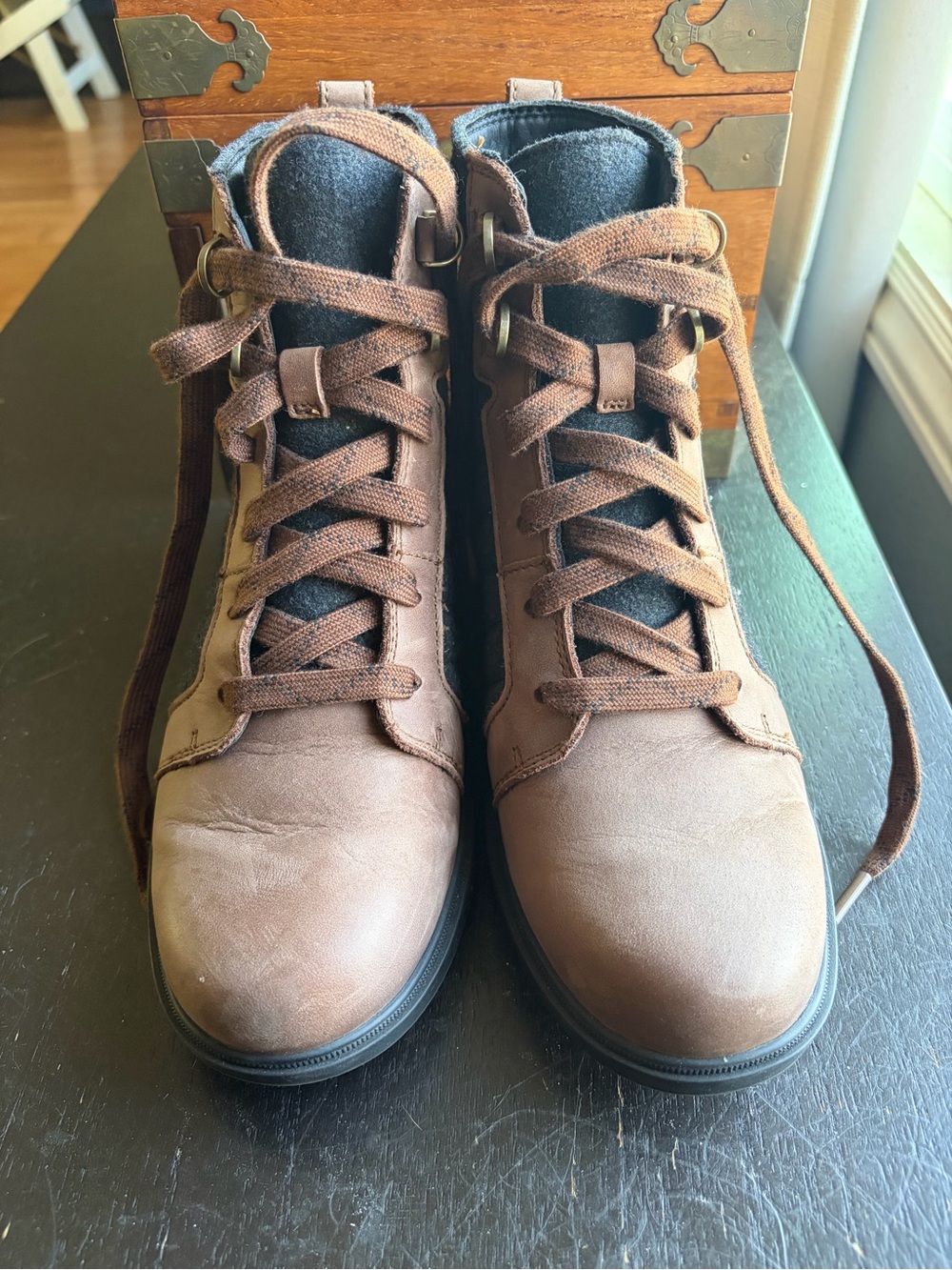 Sorel Evie Lace-Up Leather Ankle Boots